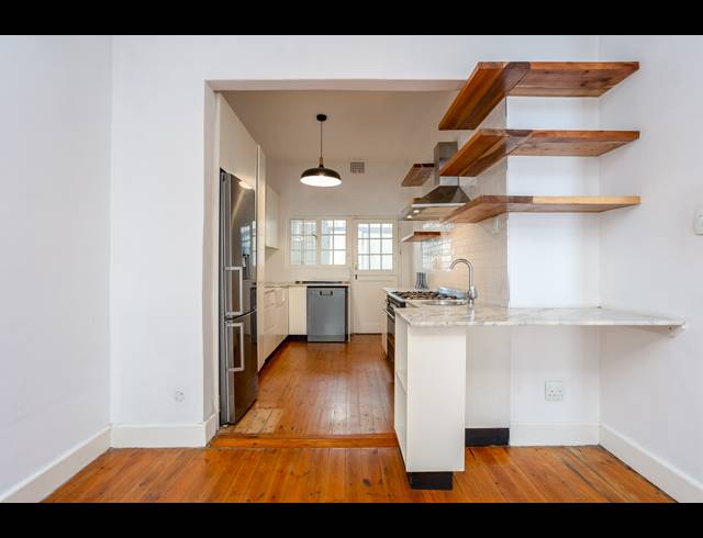 3 BEDROOM APARTMENT RENTED IN ORANJEZICHT